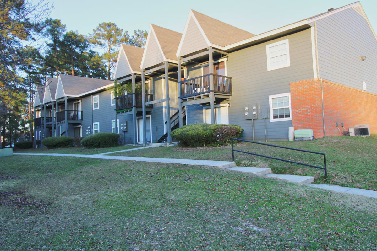 Images Fieldcrest Apartments